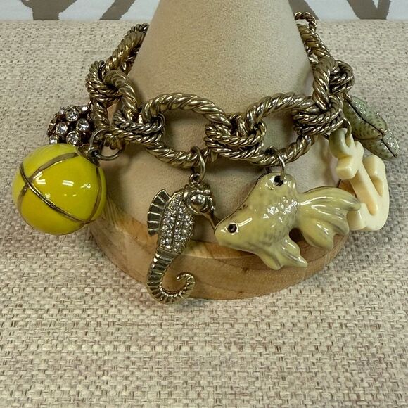RARE J Crew Nautical Gold Enamel Large Chunky Charm Bracelet - Picture 7 of 7